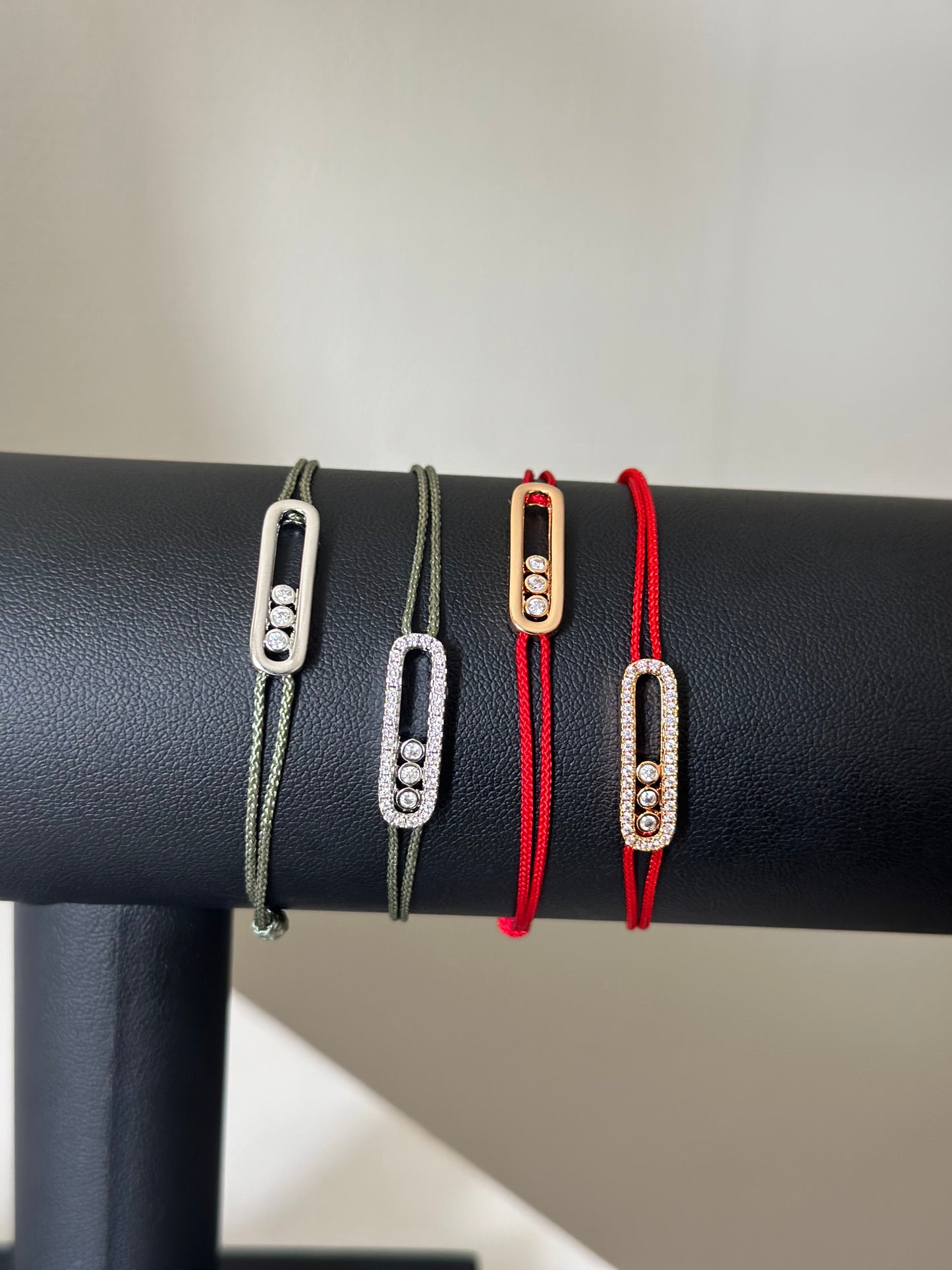 Bracelet cordon pierres