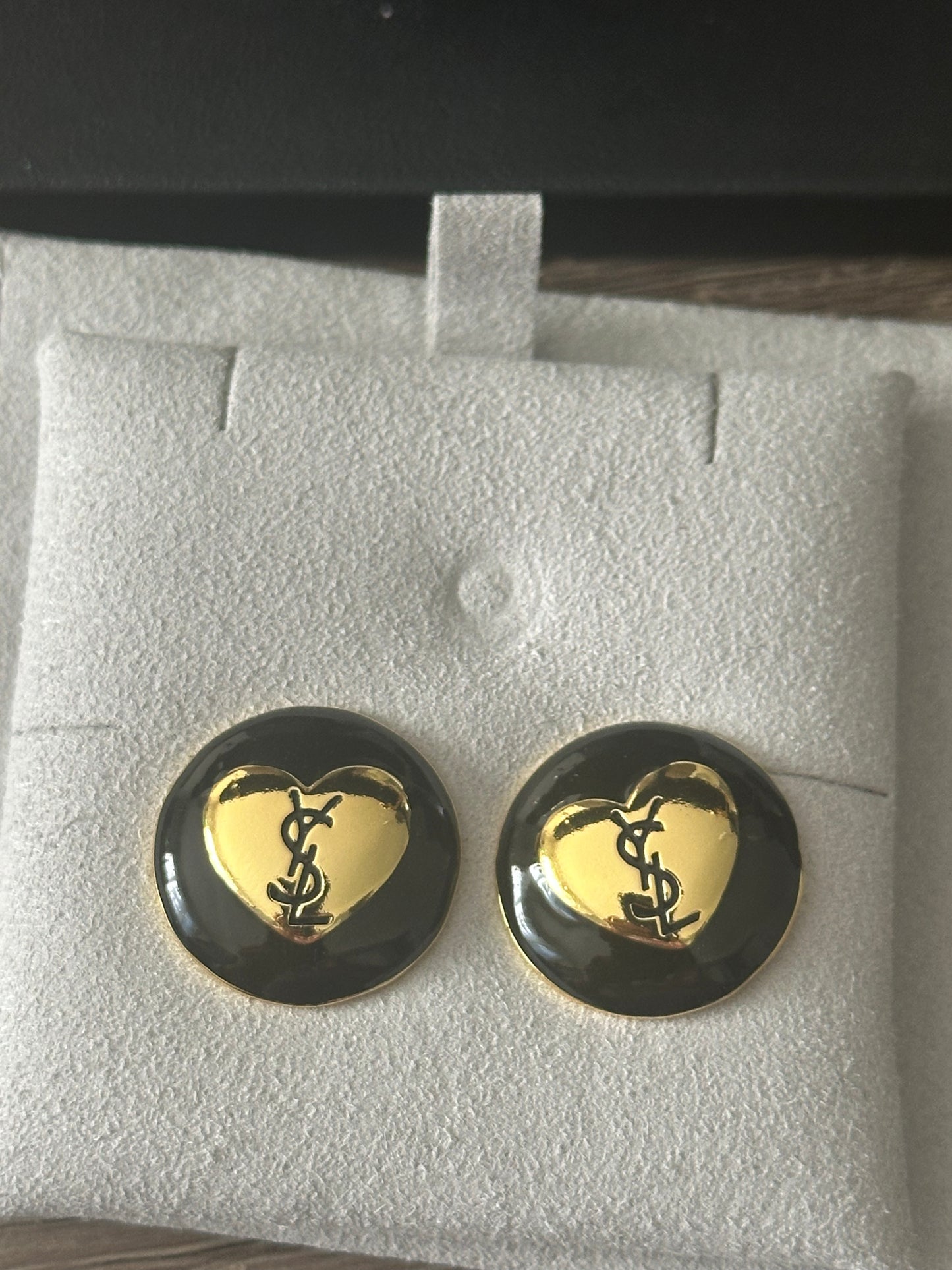 Boucles petit coeur vintage